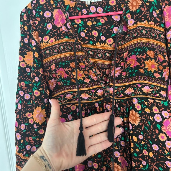 Boho Free People dress with hole near neckline - Picture 2 of 9